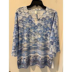 Whimsey Rose Women's Blue Patterned V-Neck Tunic side slits size Large